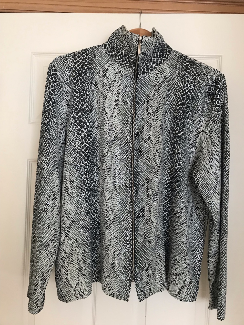 Misook Black & White Snake-Print Zip Front Jacket